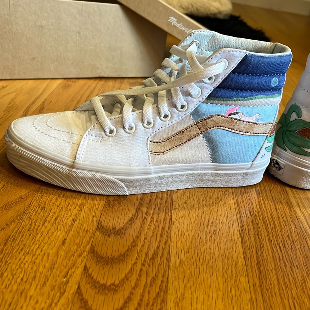 Unfortunate Portrait hand painted Vans. Collab with Madewell. Woman’s size 7.5